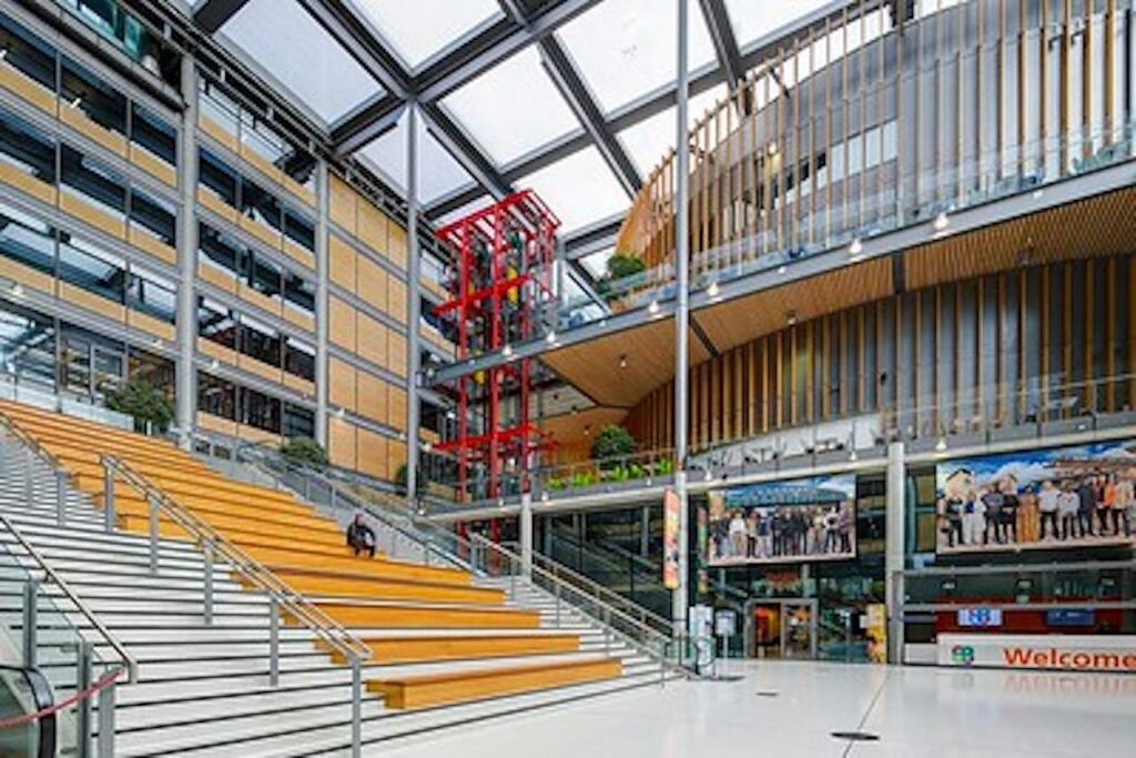 Brent Civic Centre MattChungPhoto 1.jpg