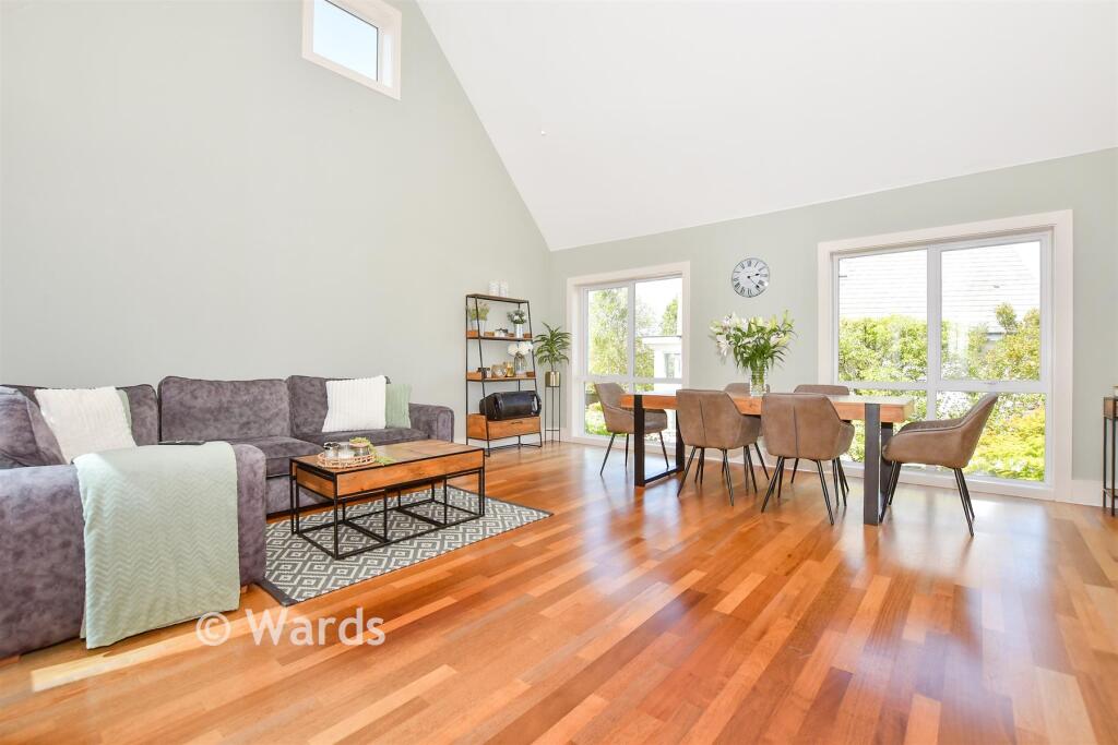 Beachamwell Drive, Kings Hill, Kent - View 6
