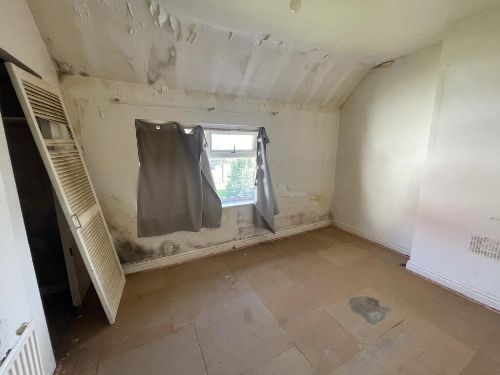 House in Ellesmere Port, Whitby - View 5