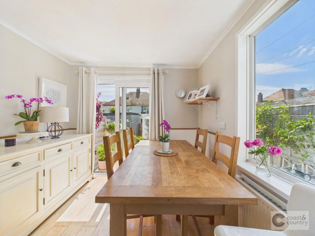 House in Torquay - More