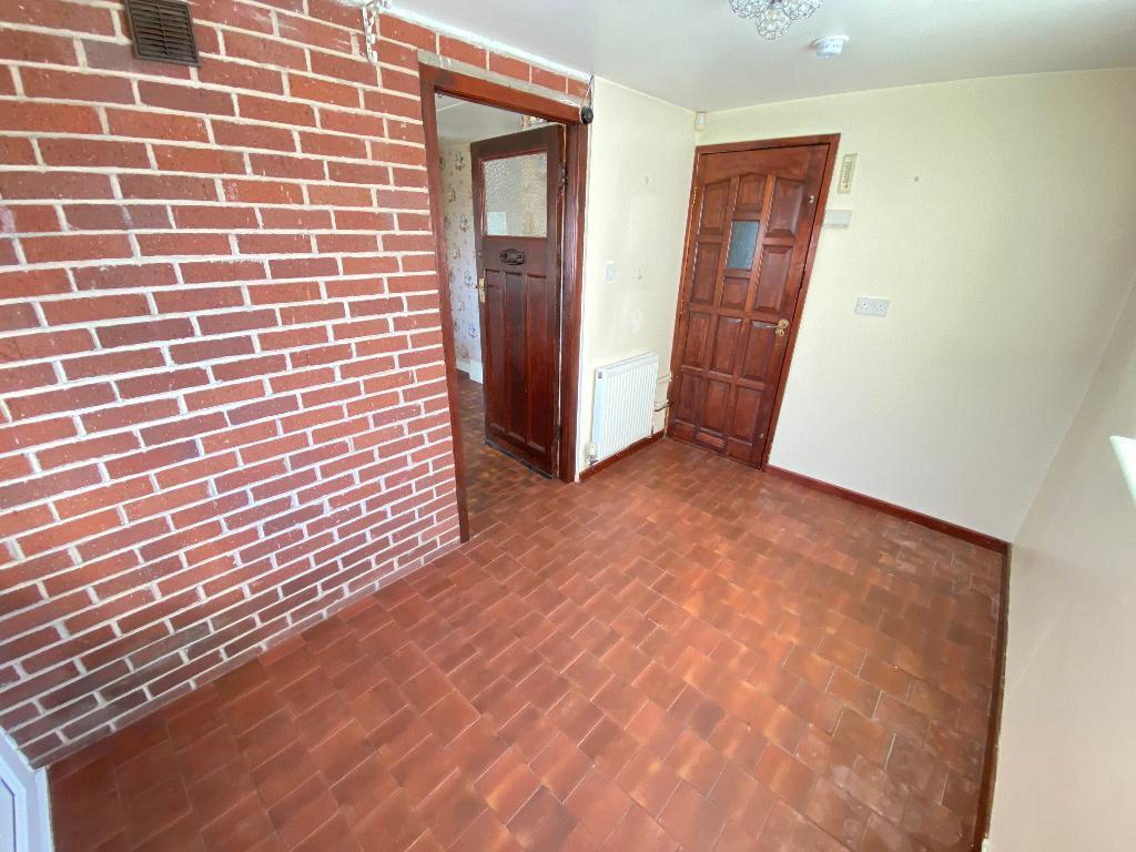 Cellarhead Road, Werrington, Stoke On Trent, ST9 0HW photo 3