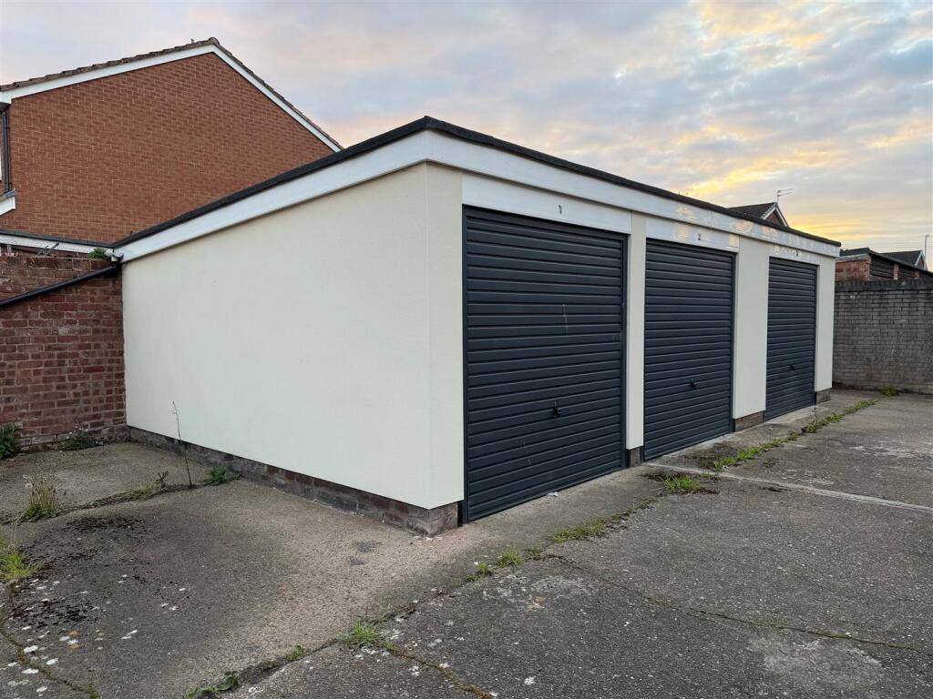 Main image of property: Edinburgh Road, Formby