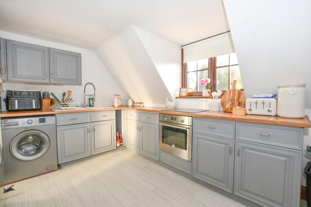 Apartment in Stevenage - View 4