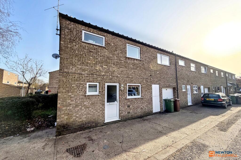 4-bed terraced on Oxclose, Bretton, Peterborough, PE3, £240,000