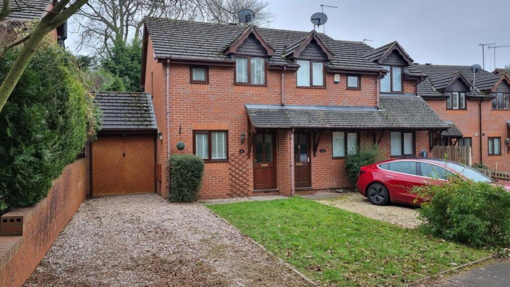 Main image of property: Lynwood Drive, Kidderminster, Worcestershire