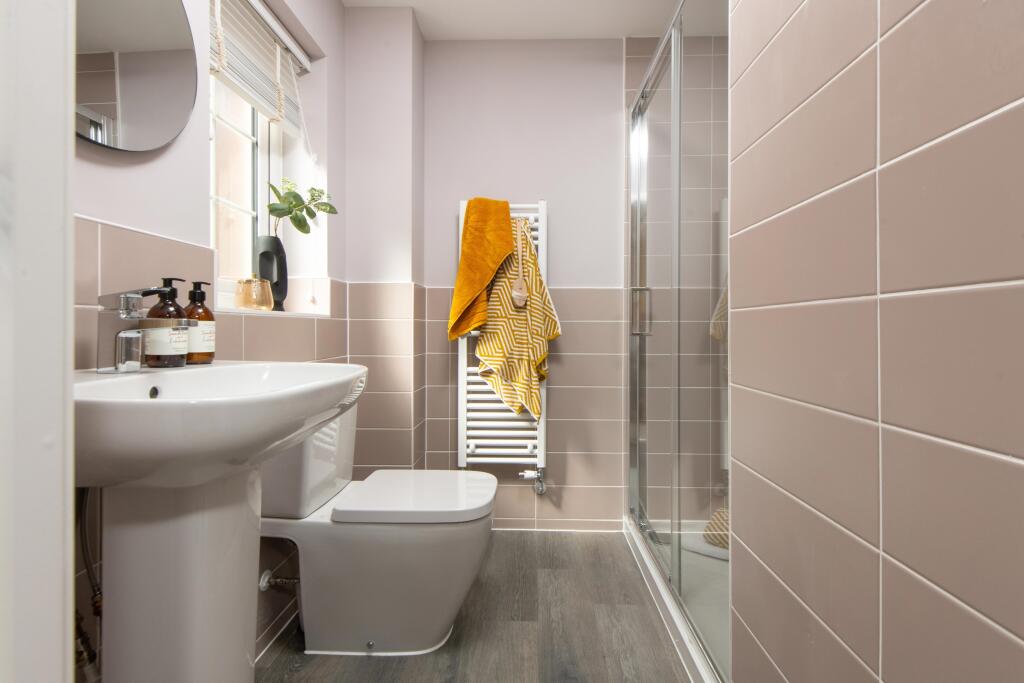 House in Hemel Hempstead, Kingsbrook - More