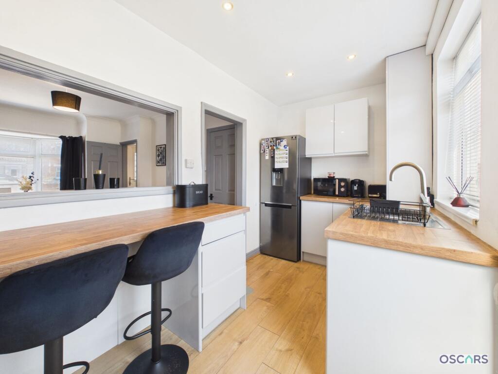 House in Hull - View 4