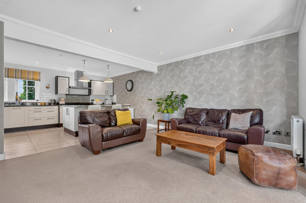 House in Kilmarnock, East Ayrshire - View 5