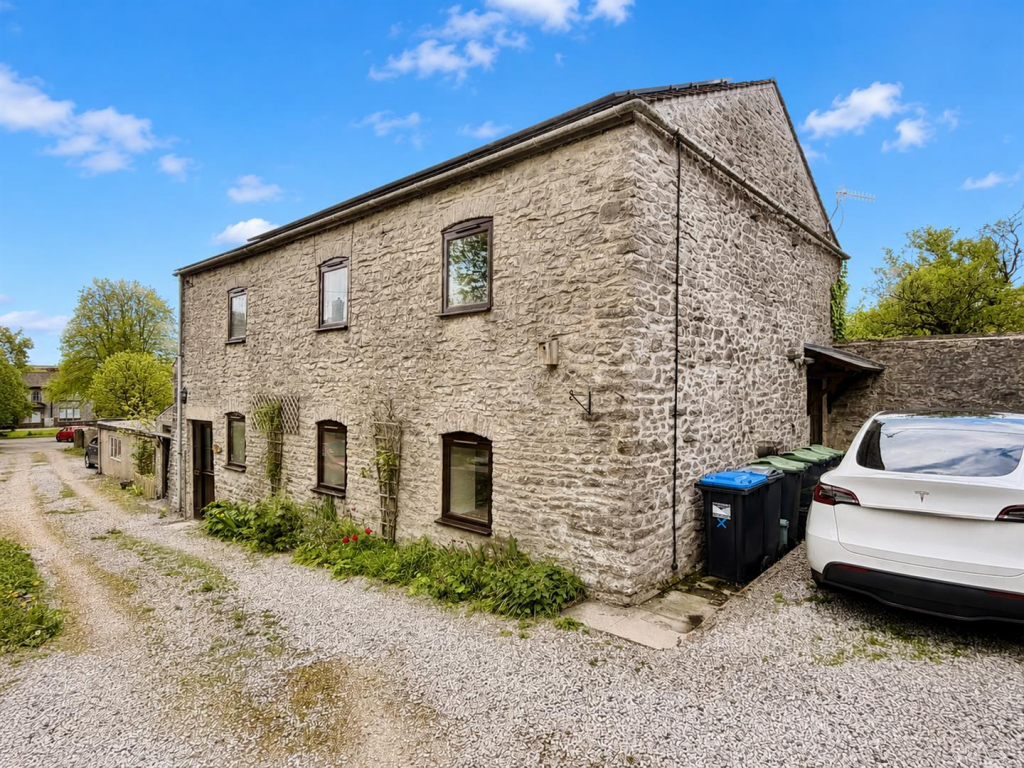 Main image of property: Litton, Derbyshire