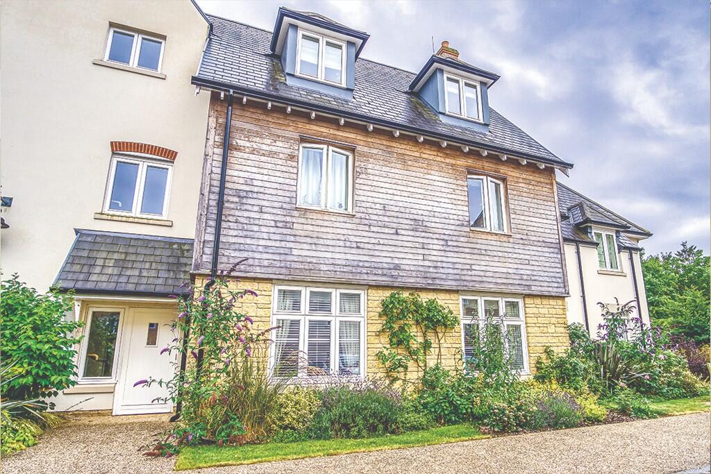 Main image of property: 21 Village Centre, Coral Springs Way, Richmond Villages Witney, Oxfordshire, OX28 5DG