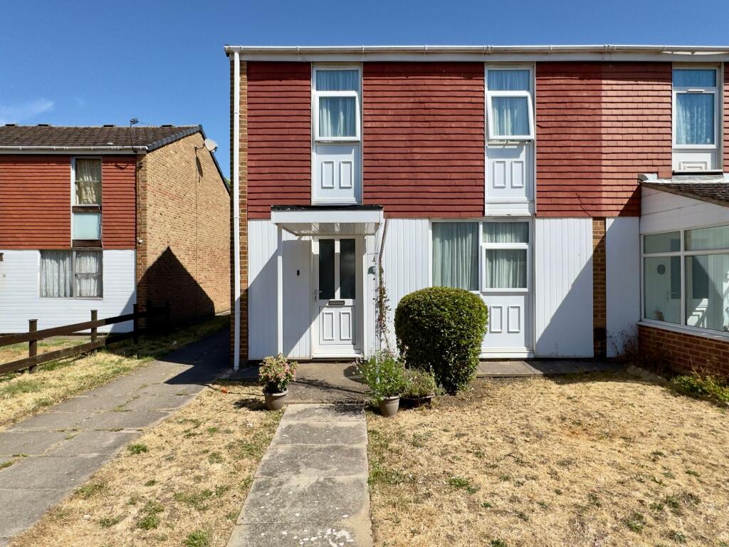 Main image of property: Bucksburn Walk, Leicester, LE4