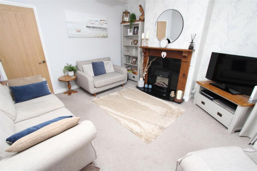 House in Bradford, Wrose - View 4