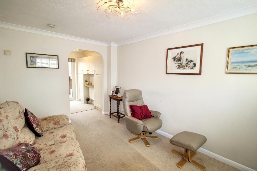 Tylers Way, Yate, Bristol, South Gloucestershire, BS37 7FB photo 3
