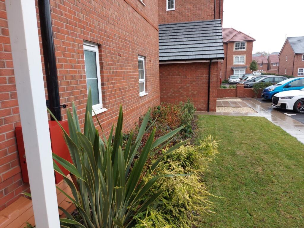 Main image of property: 31 Tawny Grove, Coventry, CV4