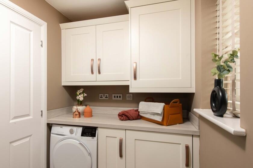 House in Stoke-on-Trent - View 4