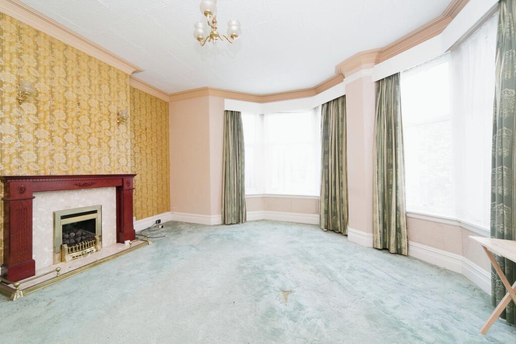 St. Davids Road, Llandudno, Conwy, LL30 photo 3