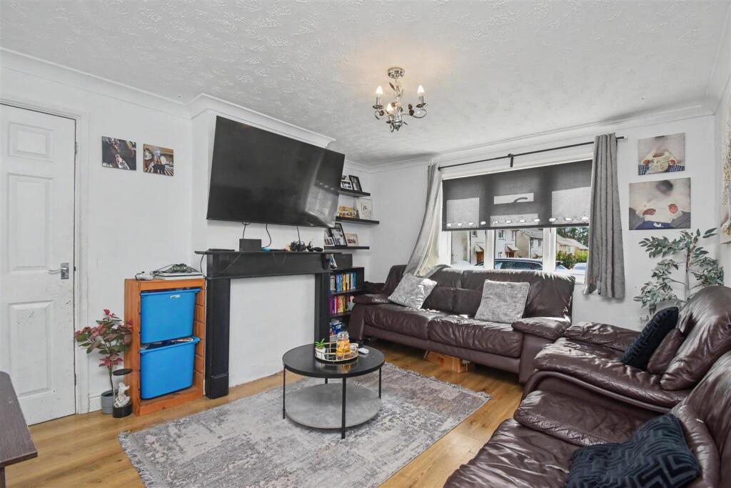 House in Corby, Danesholme - View 4