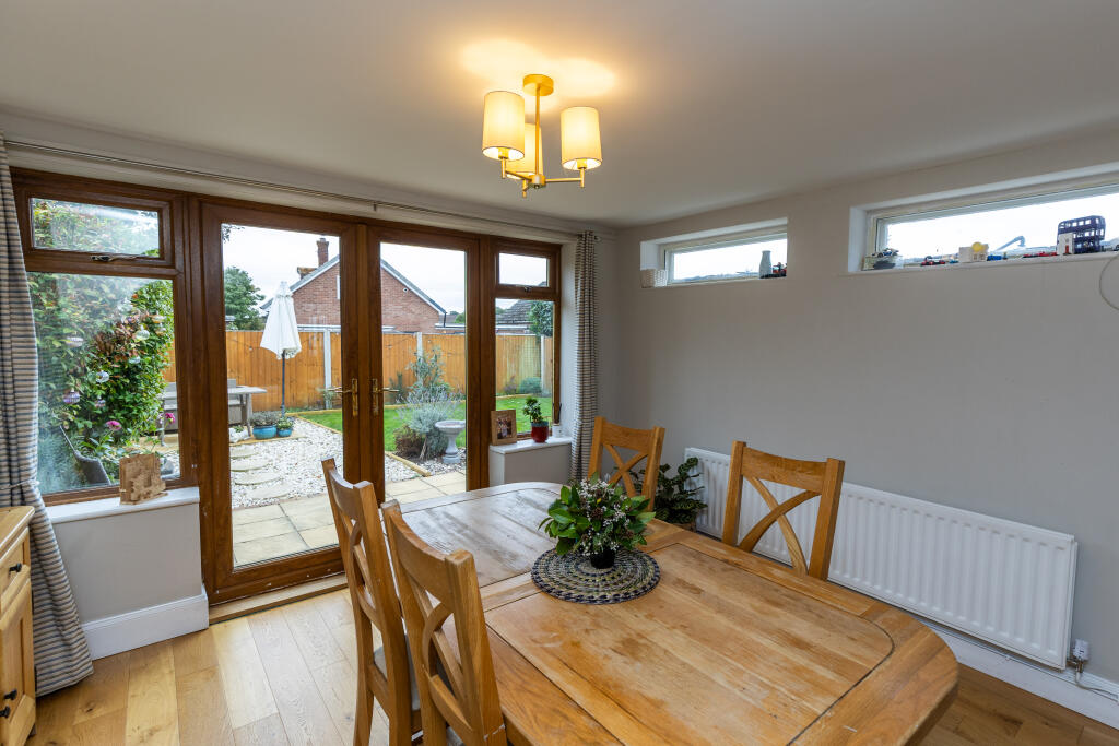 Bryn Gryffydd, Wrexham, LL12 photo 4