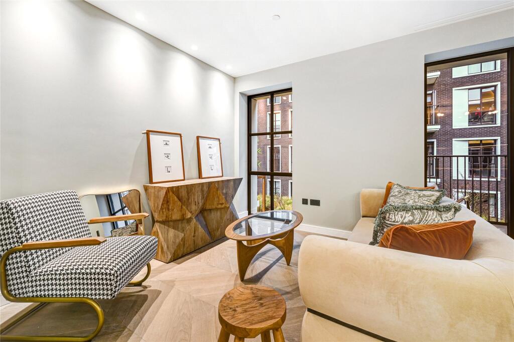Main image of property: Cleveland Street, London, W1T