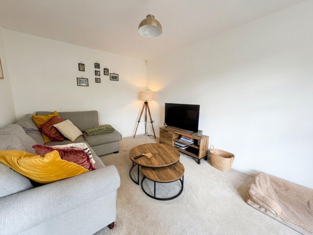 House in Nottingham - View 2