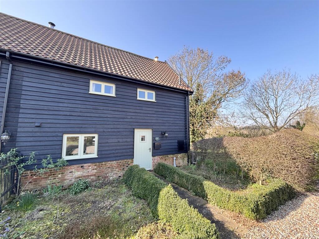 Main image of property: Maypole Meadow, Rickinghall