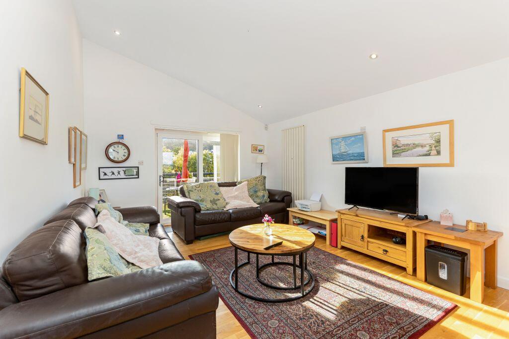 Apartment in Edinburgh - View 4