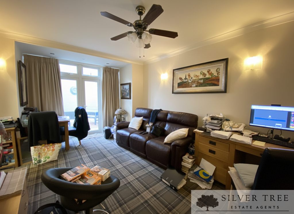 owners lounge