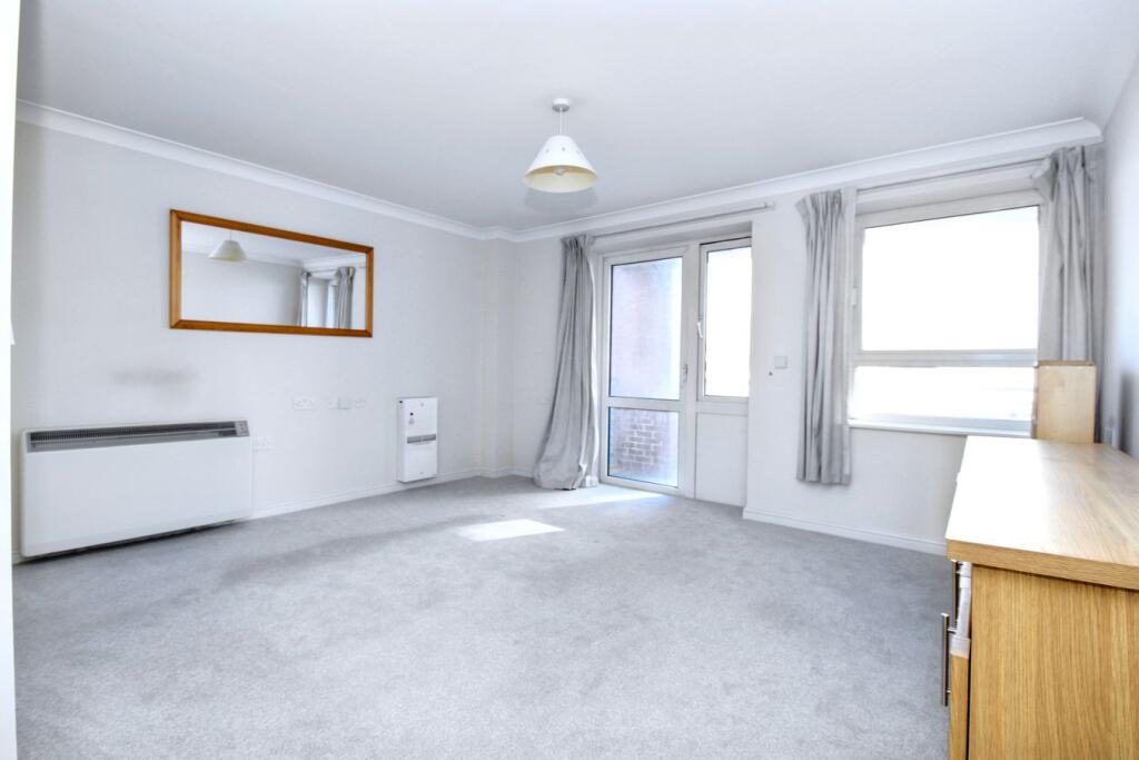 Apartment in Stevenage - View 3