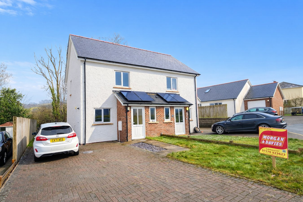 Main image of property: Cwmann, Lampeter, SA48