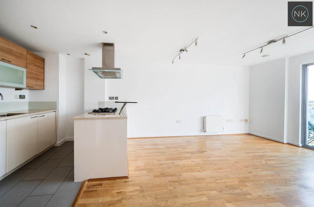 Apartment in London - View 5
