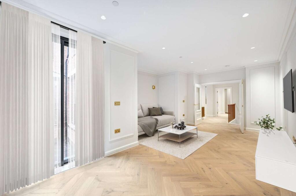 Main image of property: Flat 1 17 Homer Row