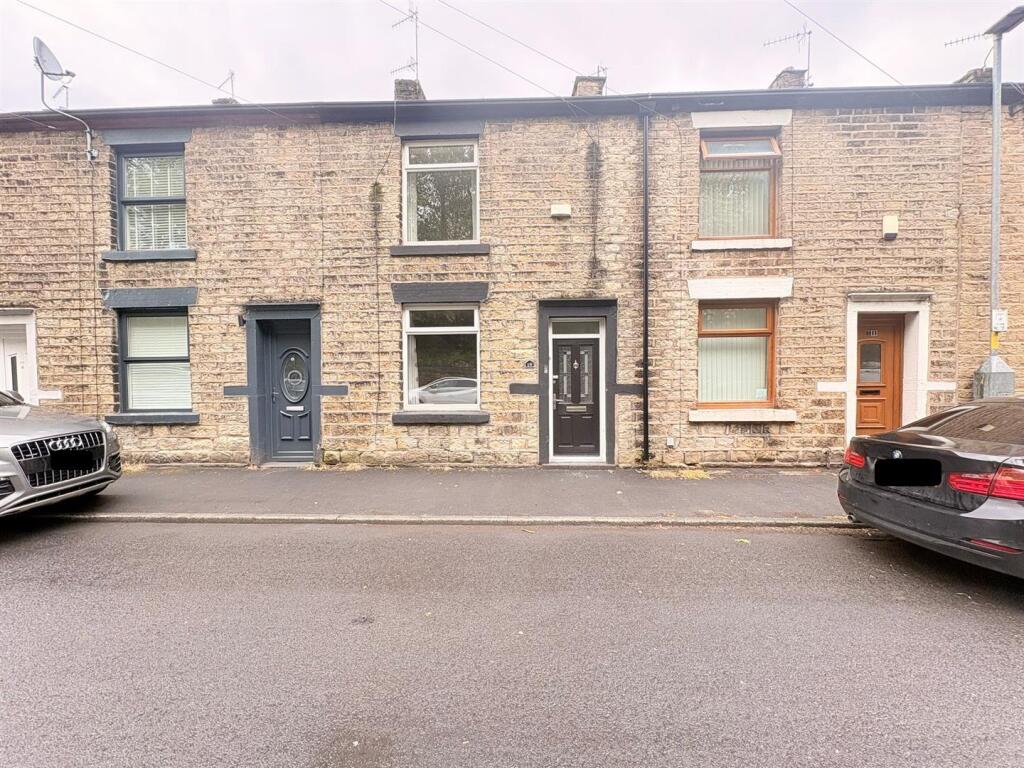 Main image of property: Cheshire Street, Mossley, Ashton-Under-Lyne