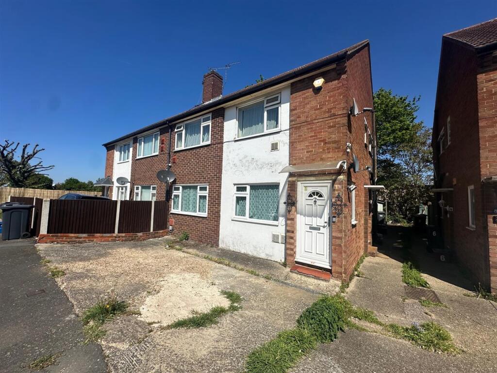 Main image of property: Wellington Road, Feltham