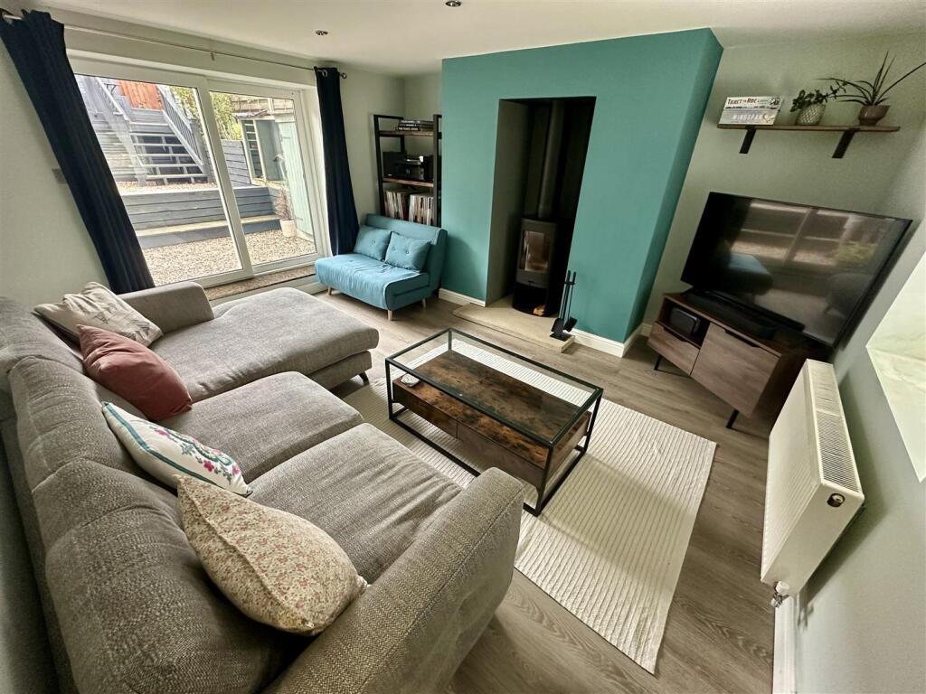 House in Wakefield - View 4
