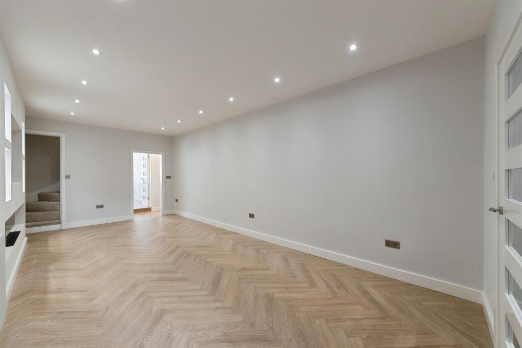 House in Birmingham - View 4