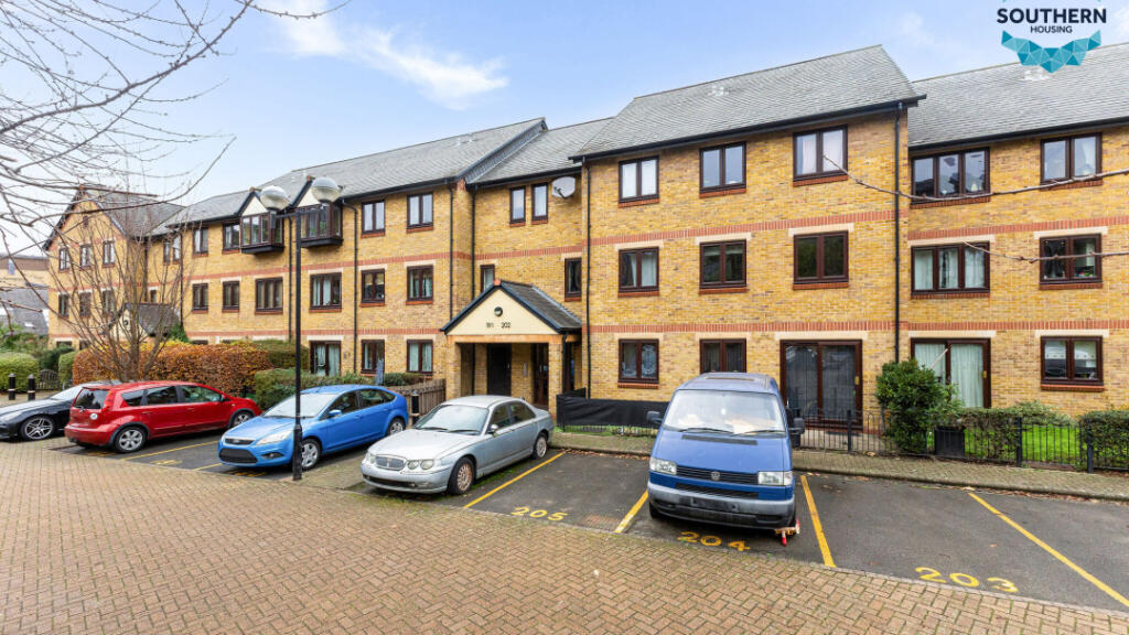 Main image of property: Flat 196 Riverside Close, Clapton, E5 9SU