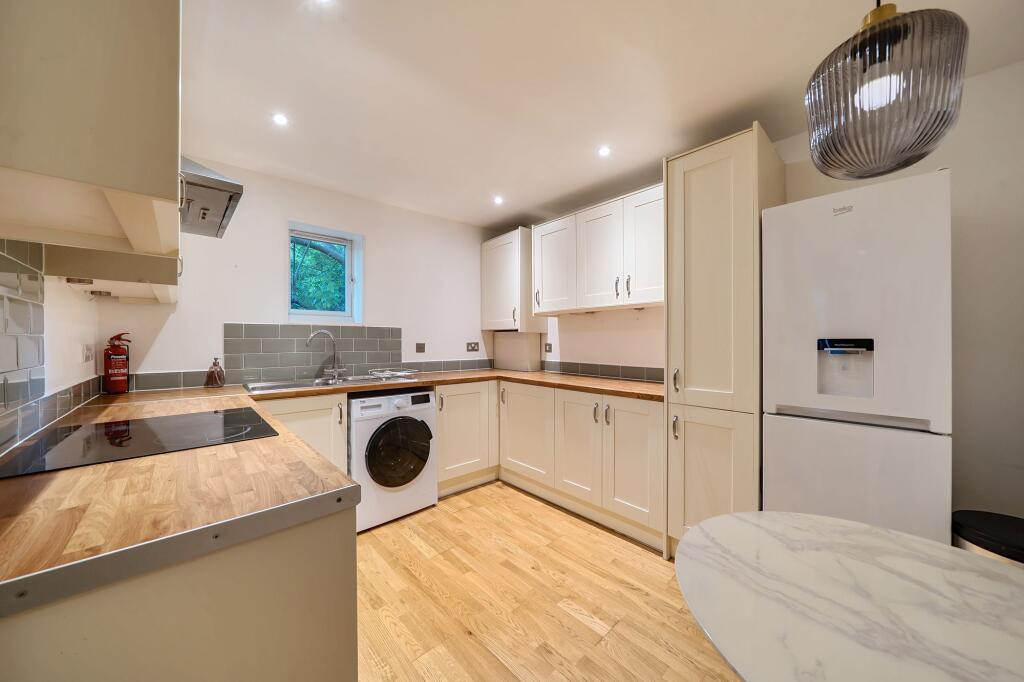 Apartment in London, Archway - More