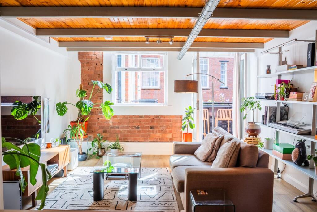 Apartment in Nottingham - View 3