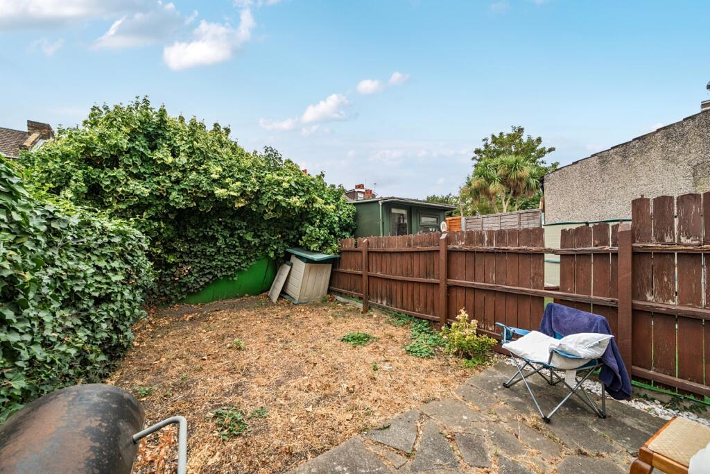 House in London - View 4