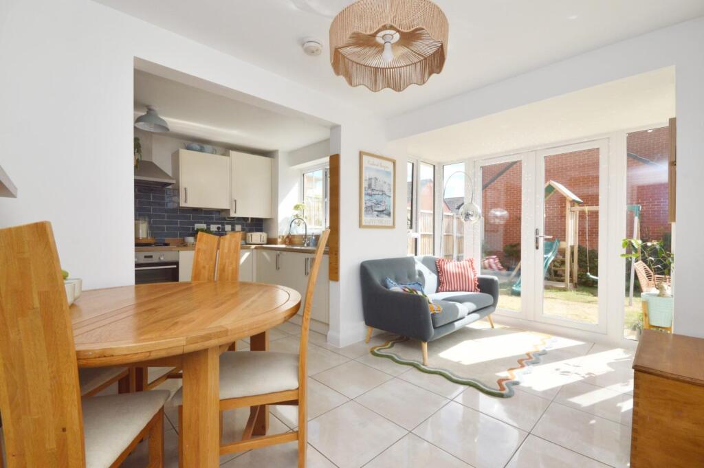 House in Keynsham, Bath and North East Somerset - More