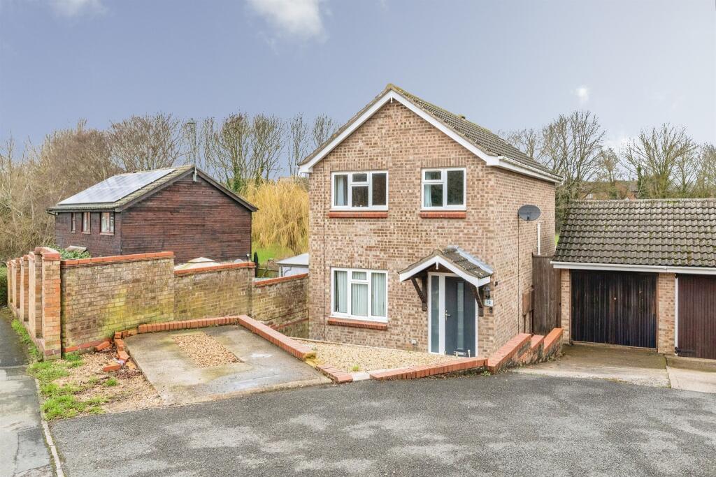 Main image of property: Muirfield Road, Wellingborough