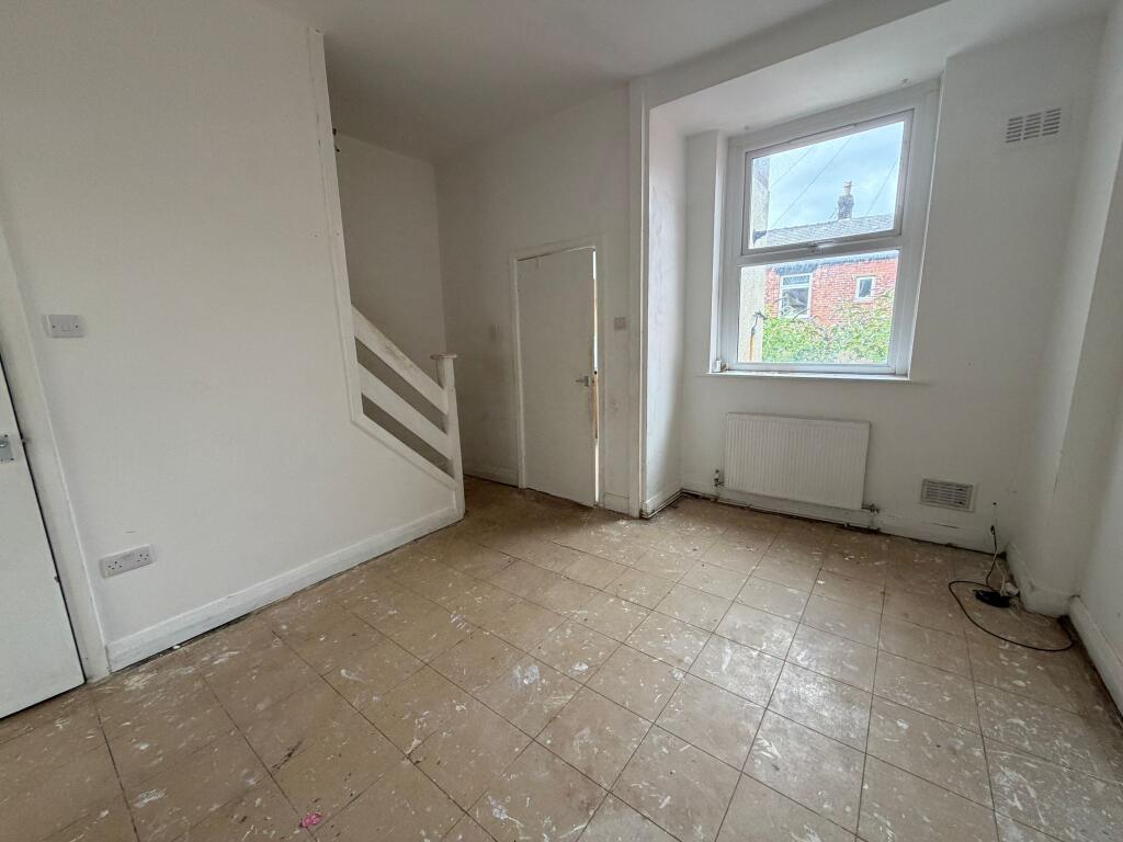 House in Oldham - View 5