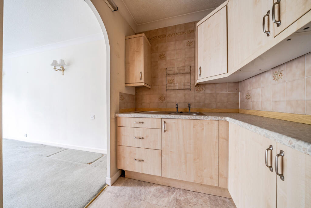 Apartment in London, Bromley Park, Plaistow - View 5