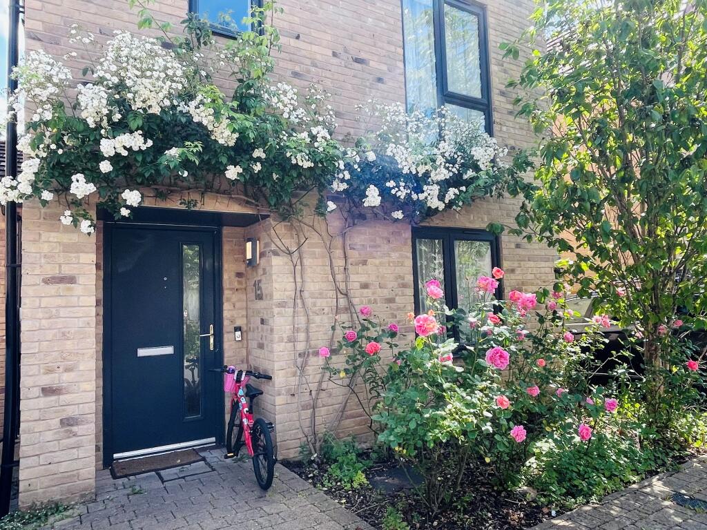 House in Bath - View 2
