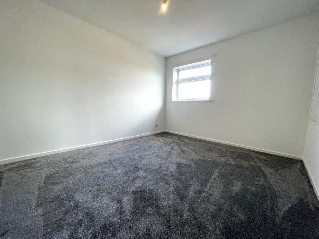 Apartment in Durham - View 5