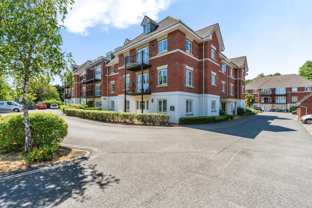 Main image of property: Hursley Road, Chandler's Ford, Eastleigh, Hampshire, SO53