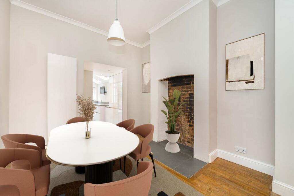 House in London - More
