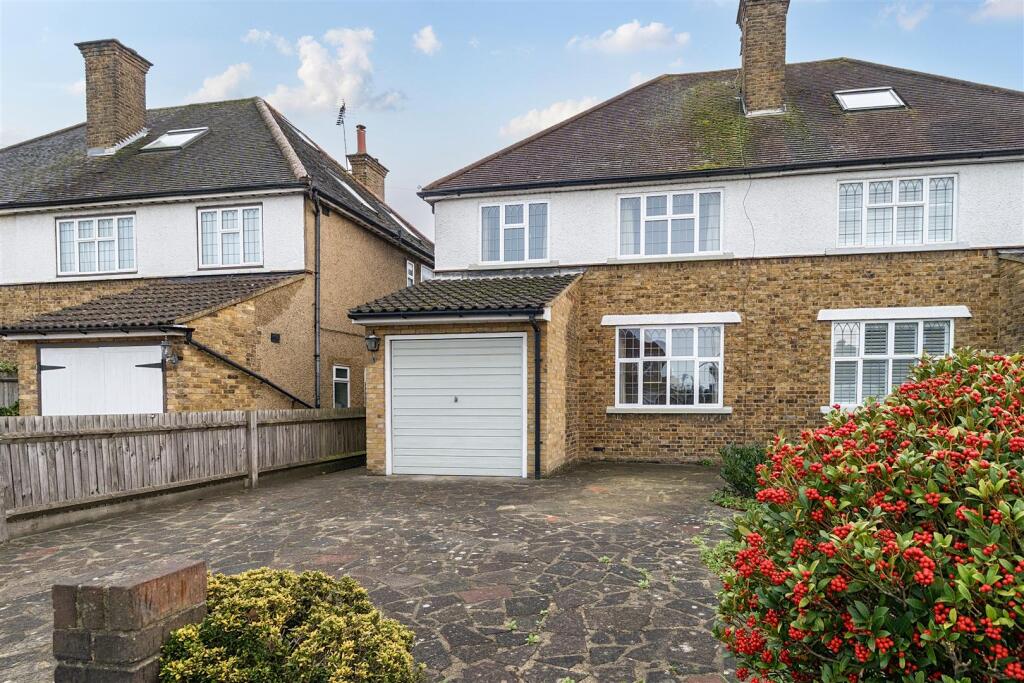 Main image of property: Baldwins Lane, Croxley Green, Rickmansworth