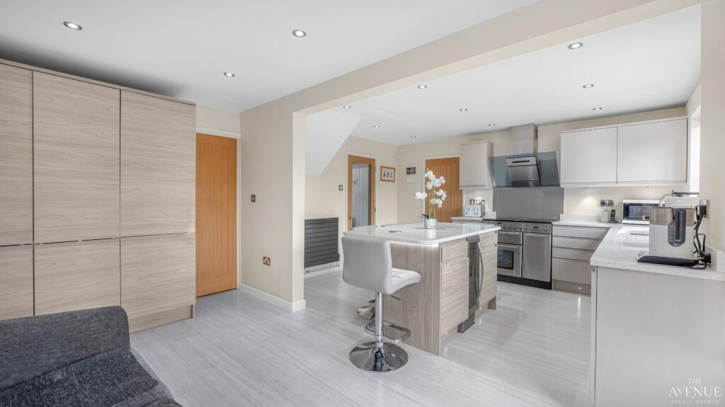 House in Sutton Coldfield, Reddicap Heath - View 4