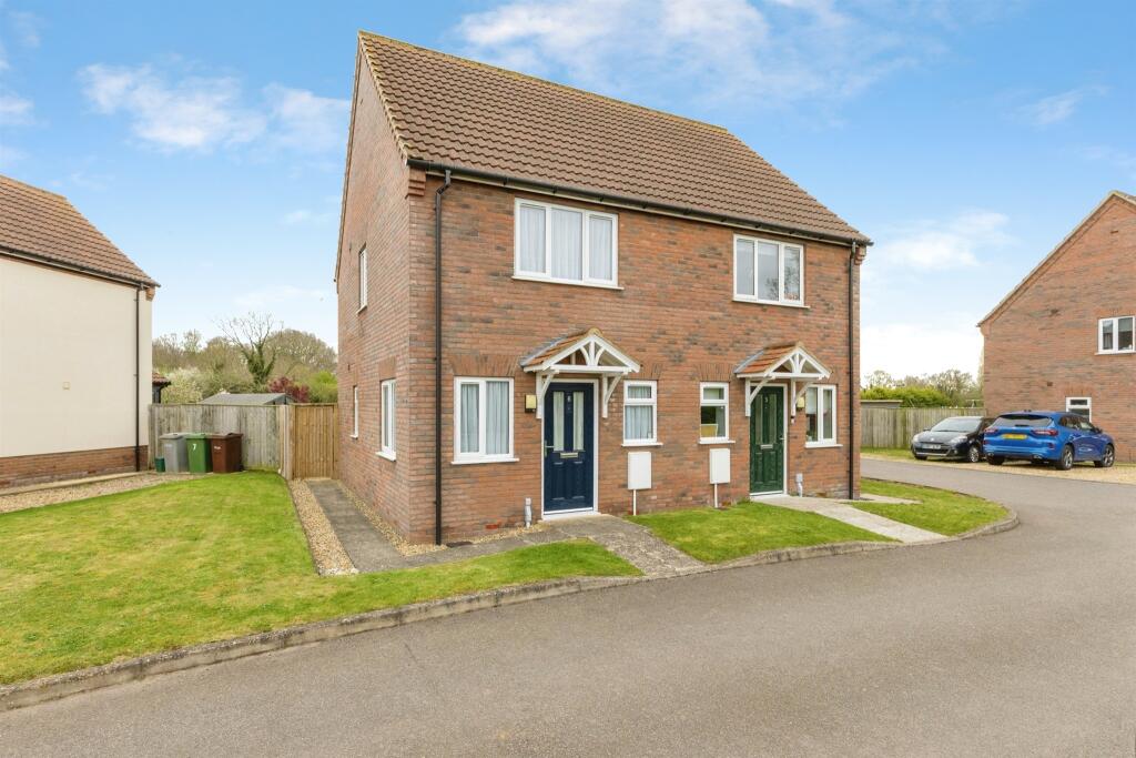 Main image of property: Chequers Meadow, Hainford, Norwich
